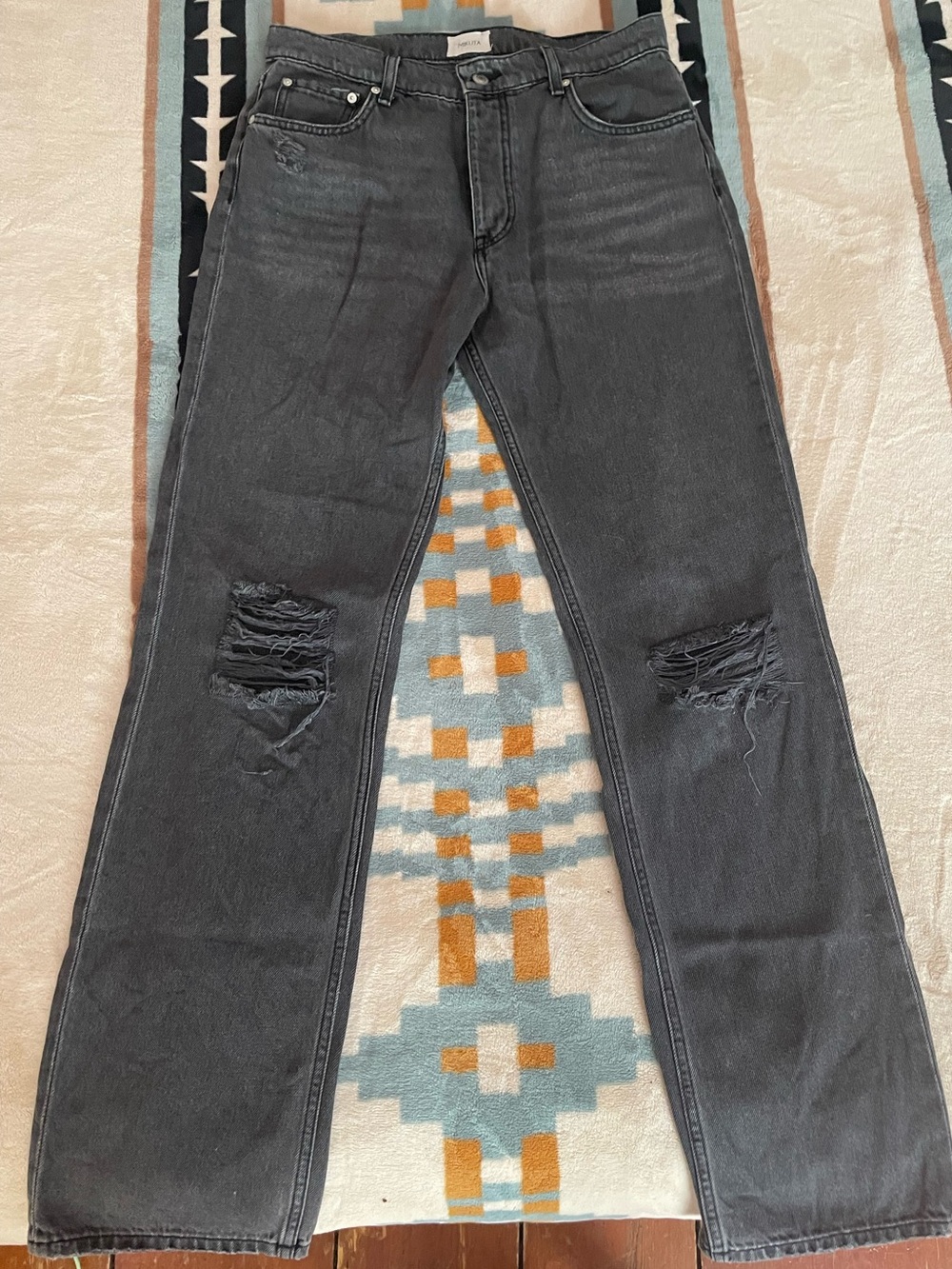 Mikuta black distressed jeans